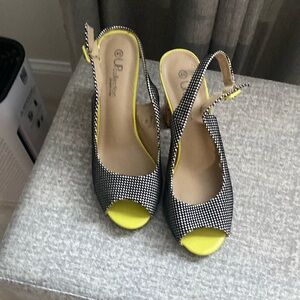 UP Collection Women's Black and Yellow Peep Toe Slingback Heels size 40